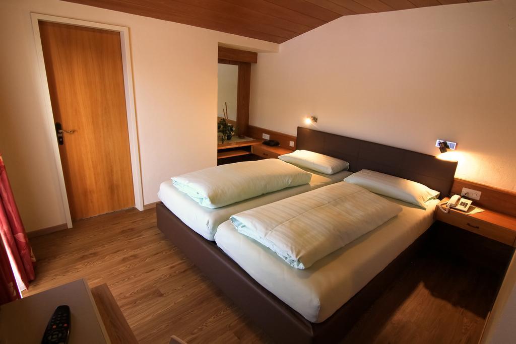 Hotel Cristallago Seefeld w Tirolu Pokój zdjęcie