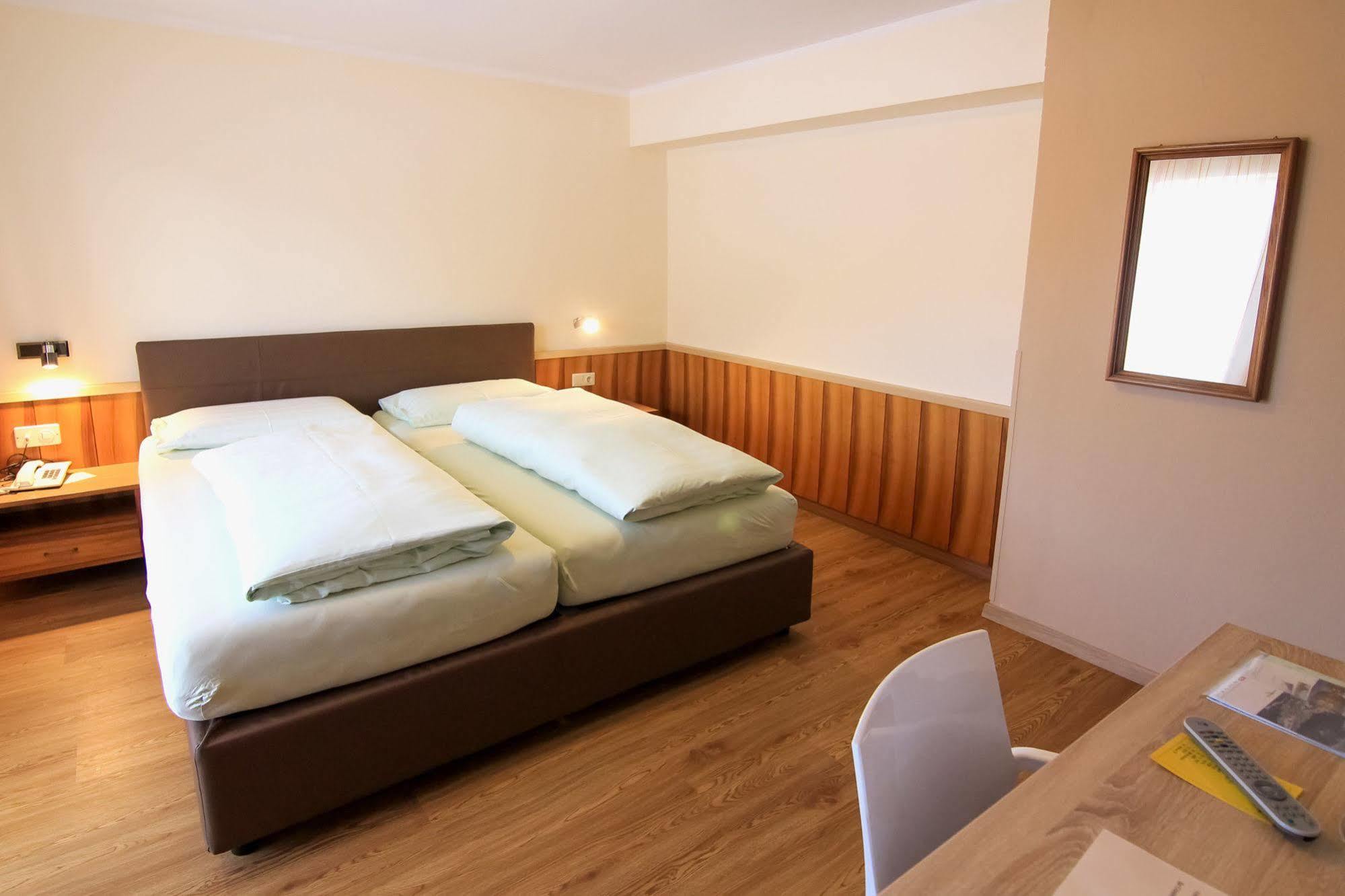 Hotel Cristallago Seefeld w Tirolu Zewnętrze zdjęcie